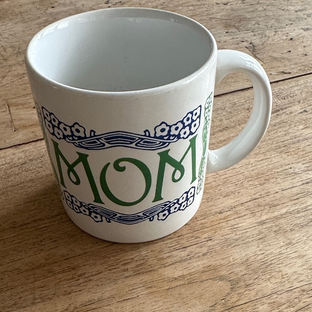 Vintage 1980s Mother’s Day “MOM” Mug – GHC England Floral